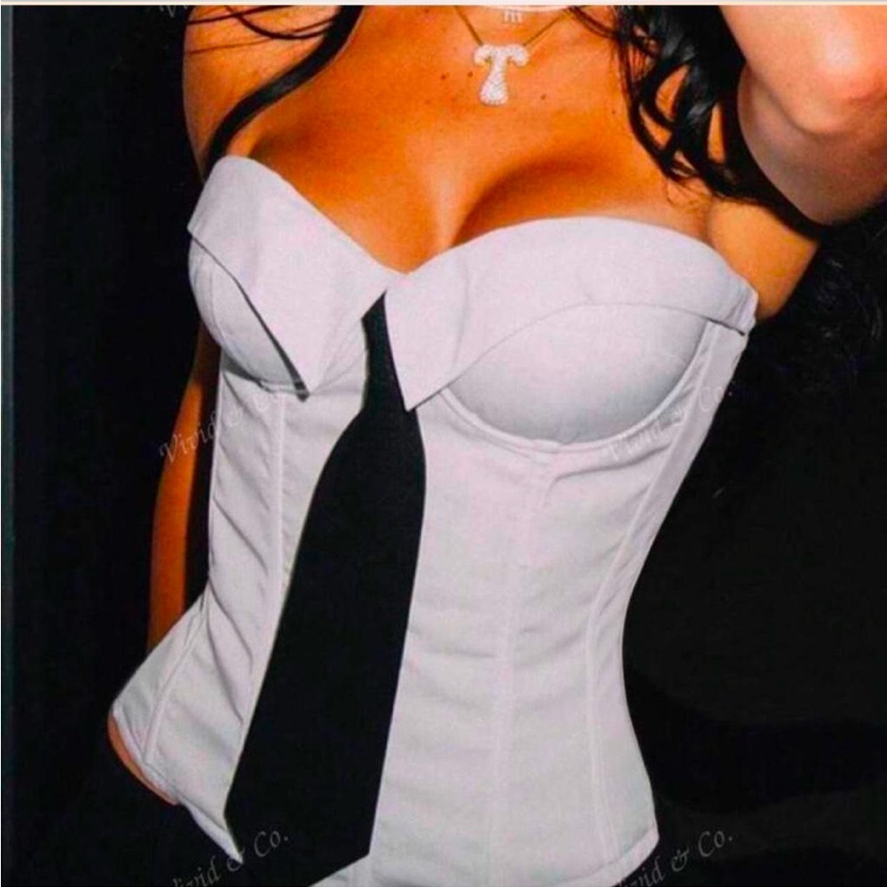 Stylish Strapless Corset Top